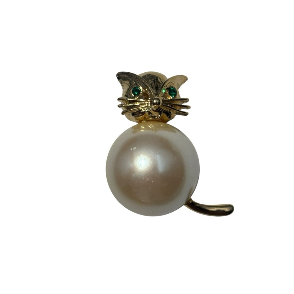 Vintage Marvella Gold Tone Faux Pearl Green Rhinestone Eyes Kitty Cat Brooch Pin